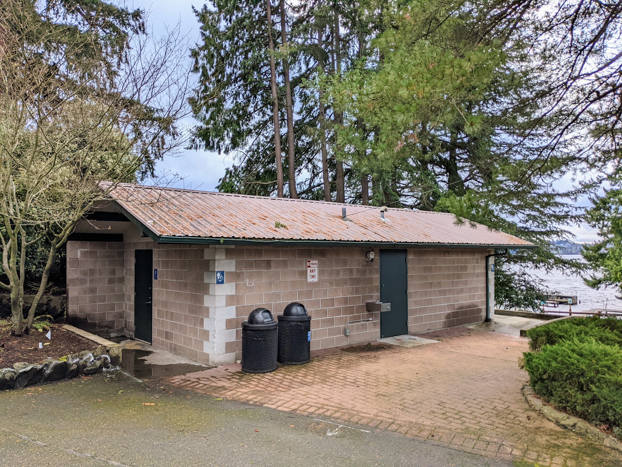 Clyde Beach Park Public Restrooms