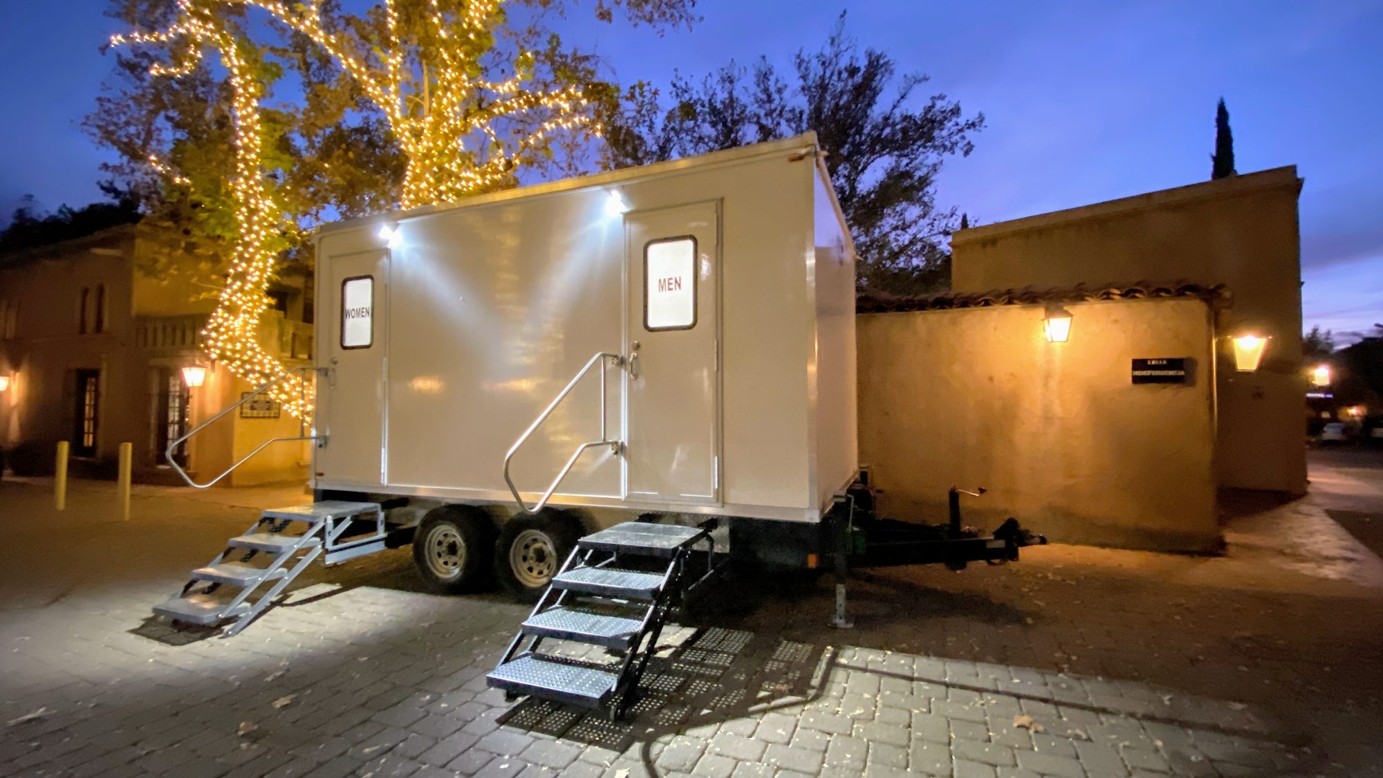 The Lavatory: Temporary Bathroom & Luxury Restroom Trailers